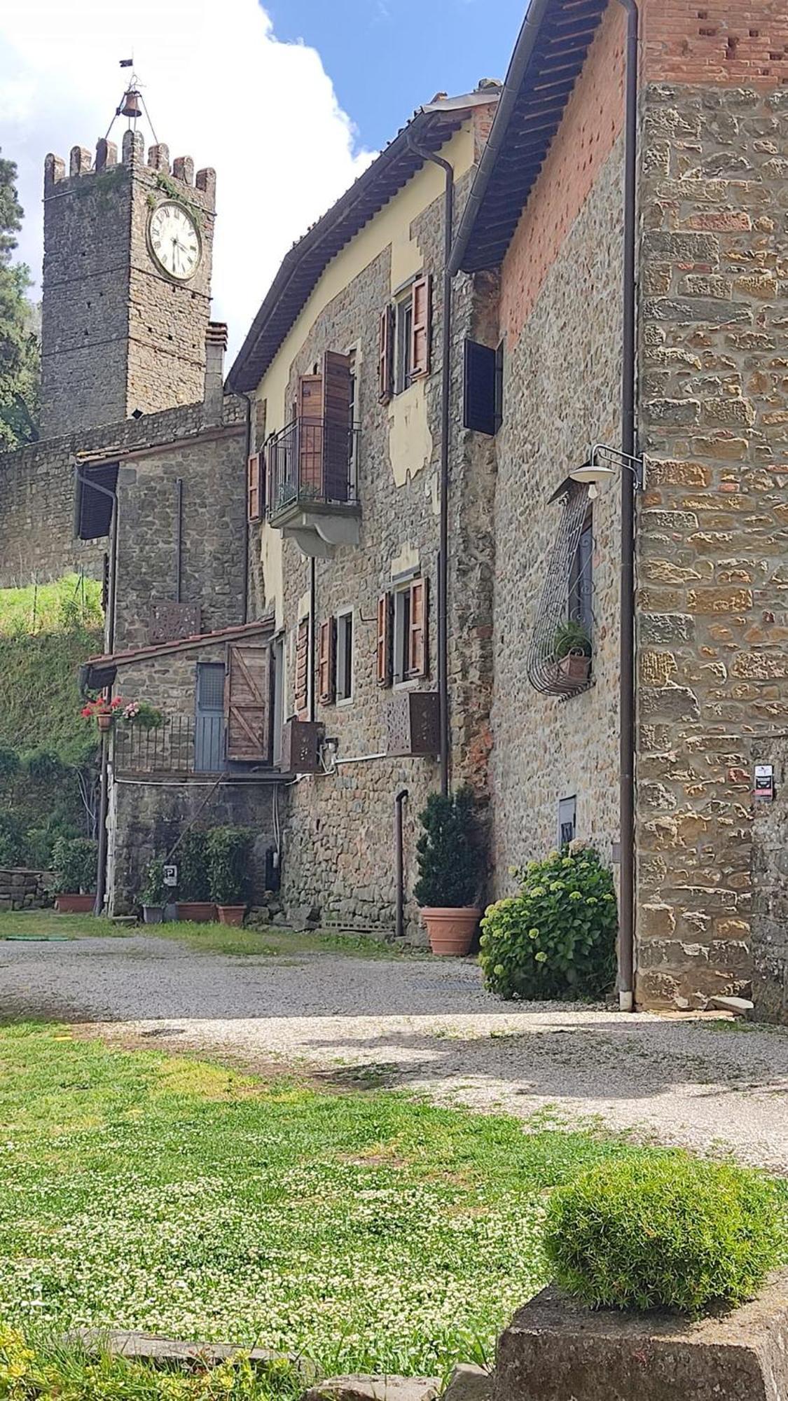 La Magione Dei Todaro 博尔格阿布贾诺 外观 照片